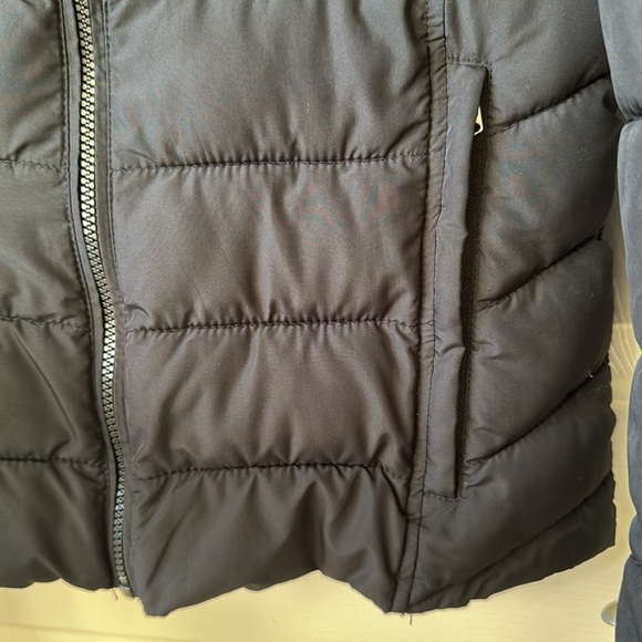 Abercrombie & Fitch Lightweight packable water resistant Jacket Black Medium - Picture 4 of 8